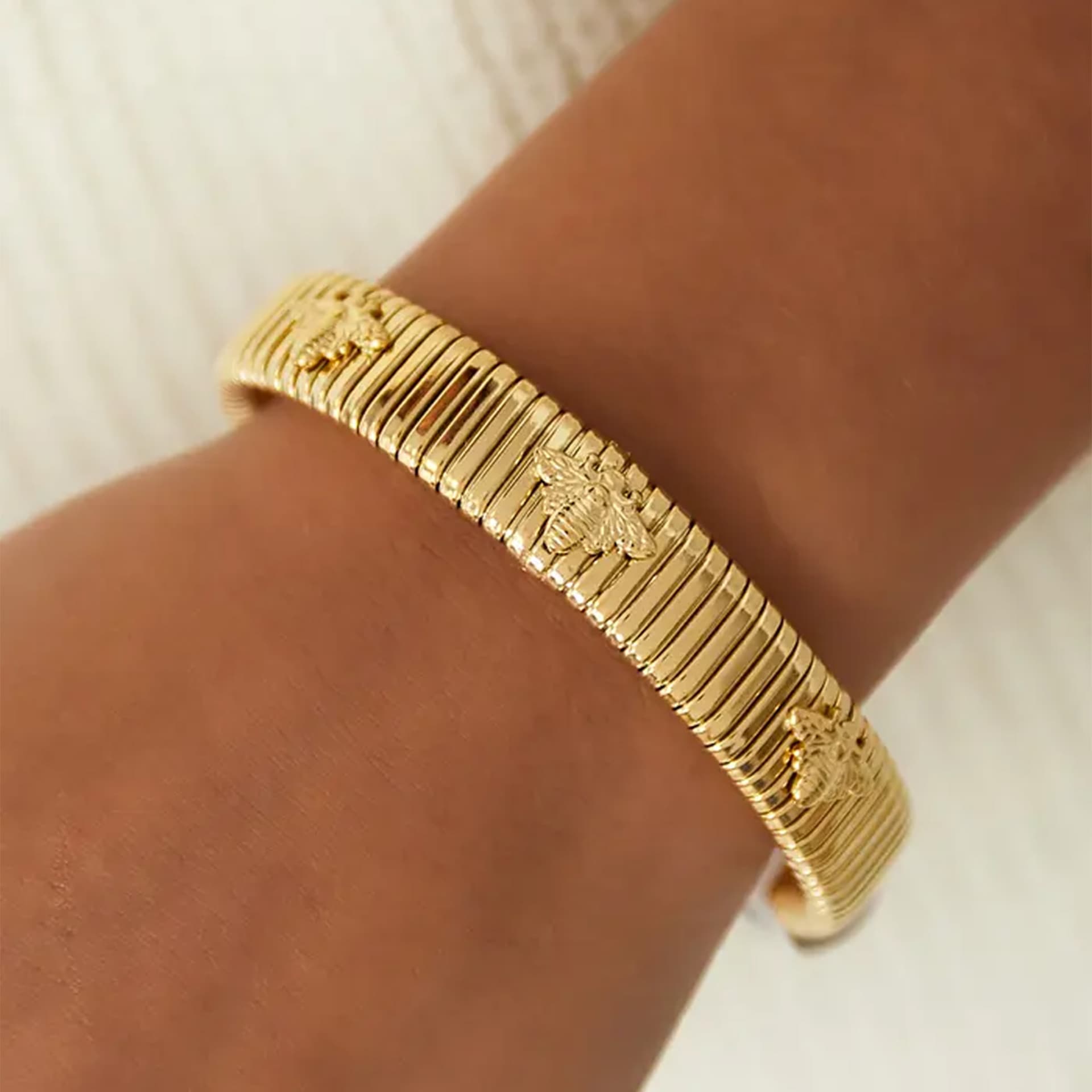 Bee Buzz armband Image 2