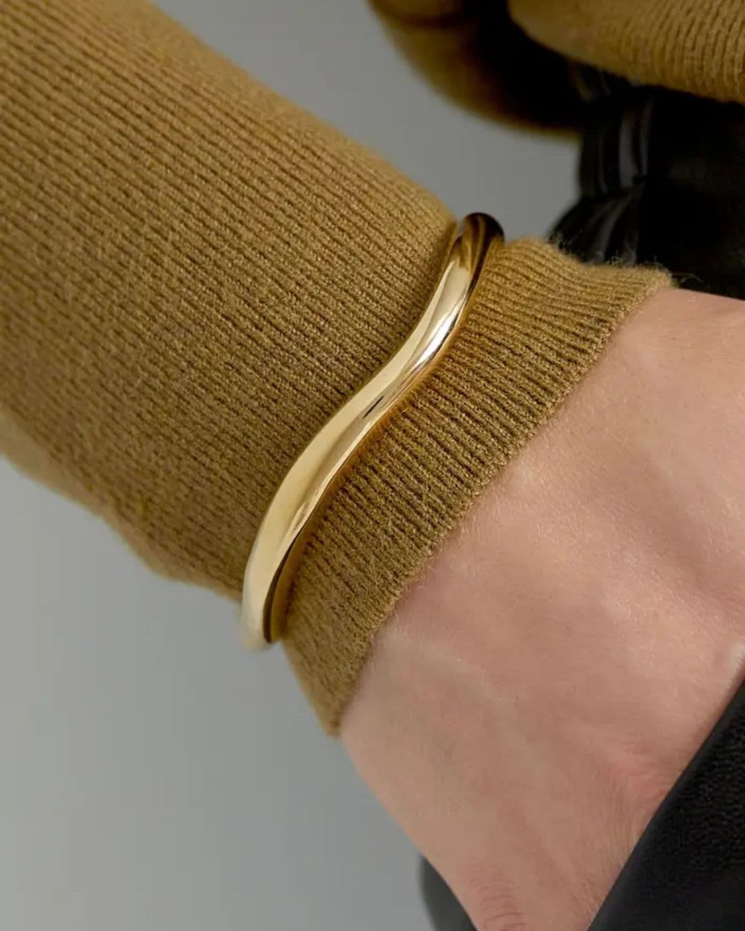 Wave armband  Image 2